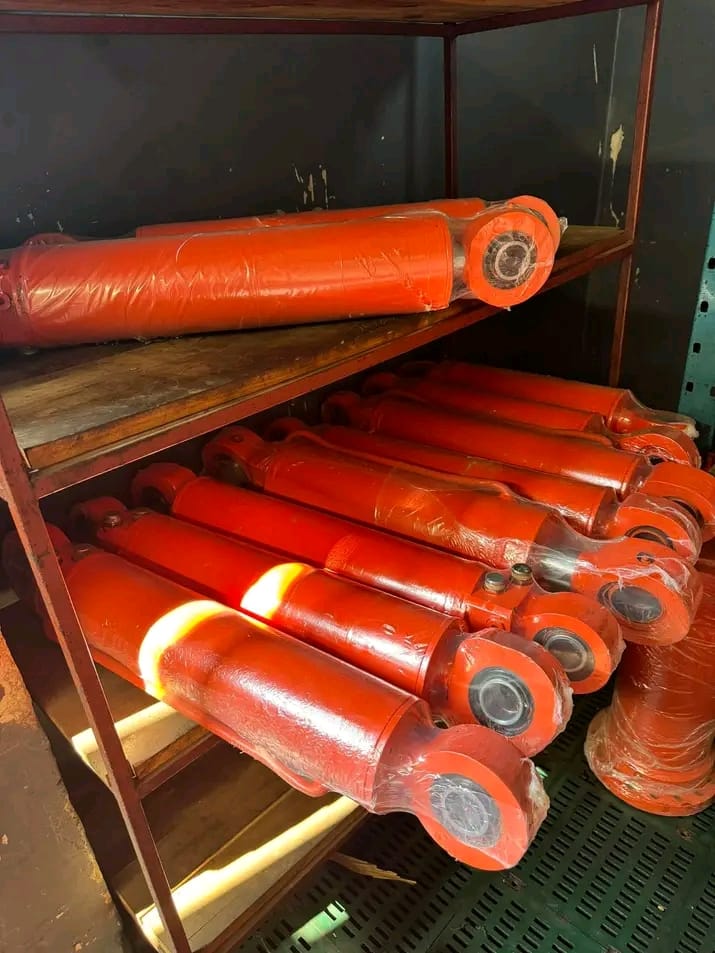 Rebuilt hydraulic cylinders ready for dispatch